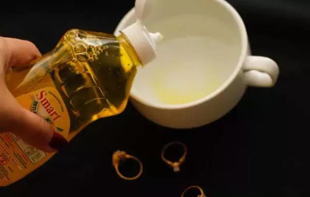 黃金戒指清洗