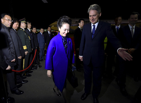 凱特王妃三度佩戴冠冕