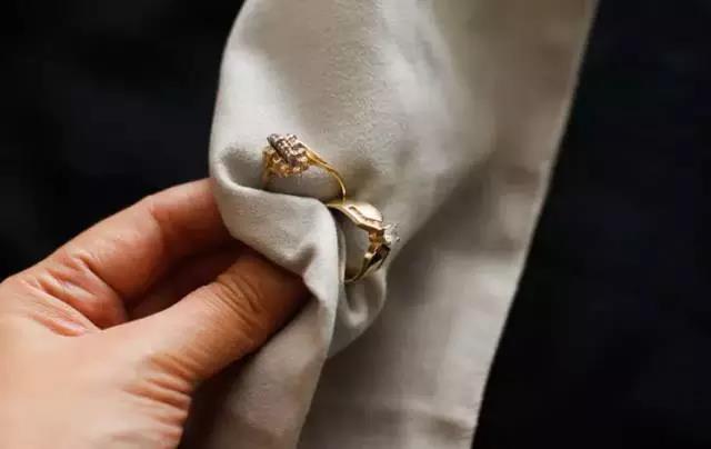 黃金戒指清洗