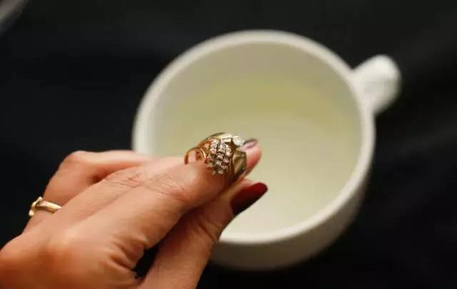 黃金戒指清洗