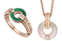 寶格麗推出 BVLGARI BVLGARI 新作：鏤空金圈與銘文